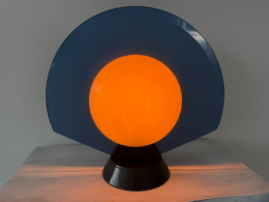 Lampada Tikal 1555 Arteluce di Pier Giuseppe Ramella – anni ’80