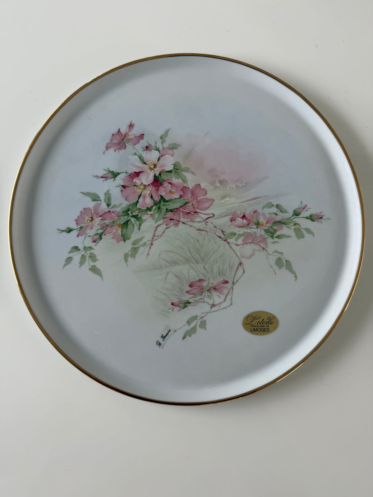 Piatto Decorativo Vintage L’Étoile 30,5 cm – Porcellana di Limoges Rifinita a Mano