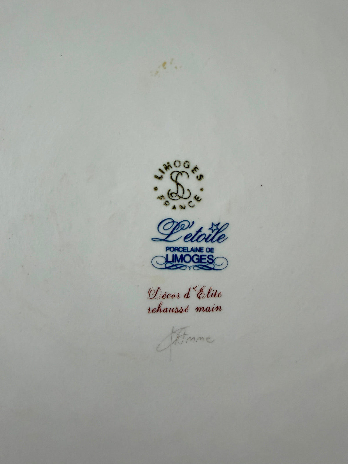 Piatto Decorativo Vintage L’Étoile 30,5 cm – Porcellana di Limoges Rifinita a Mano